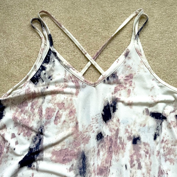 NWOT - LuLaRue, marbled color, Tunic style tank top - Picture 2 of 6